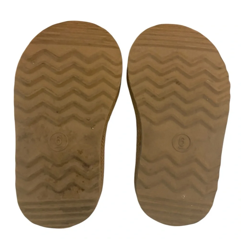 Target Toddler Tan Faux Suede & Fur Sherpa Lining  Slippers shoes Spring Snow